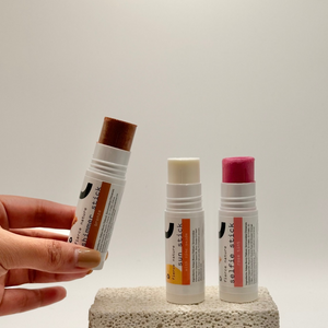 Achieve a Naturally Sculpted Look with Fierce Nature's Selfie Sticks